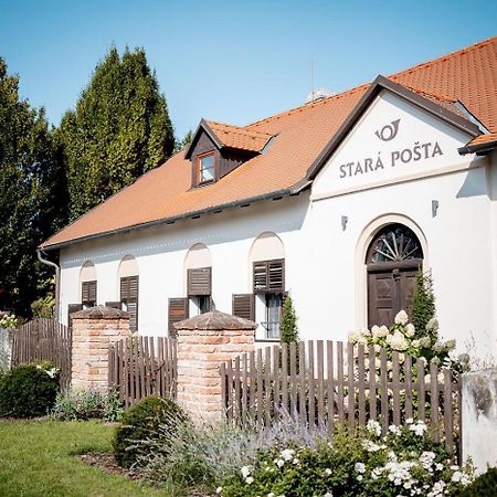 Penzion Stara Posta Hotel Kovalovice Ngoại thất bức ảnh
